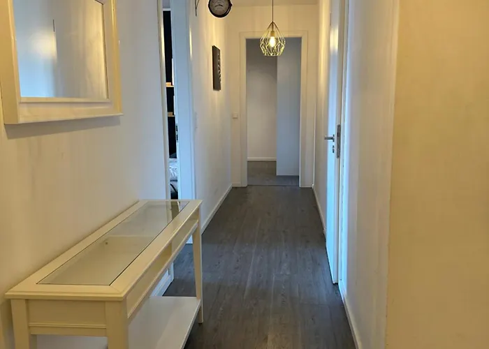 Moderne 4 In * Paderborn